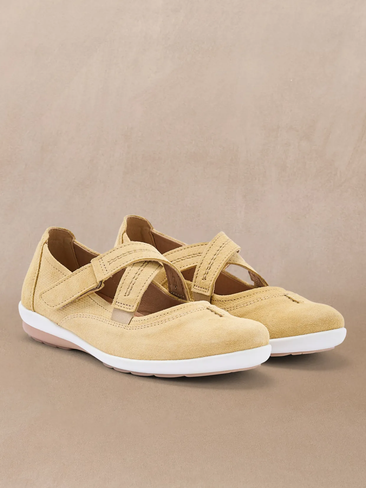 Femme Pédiconfort Babies cuir brides croisées