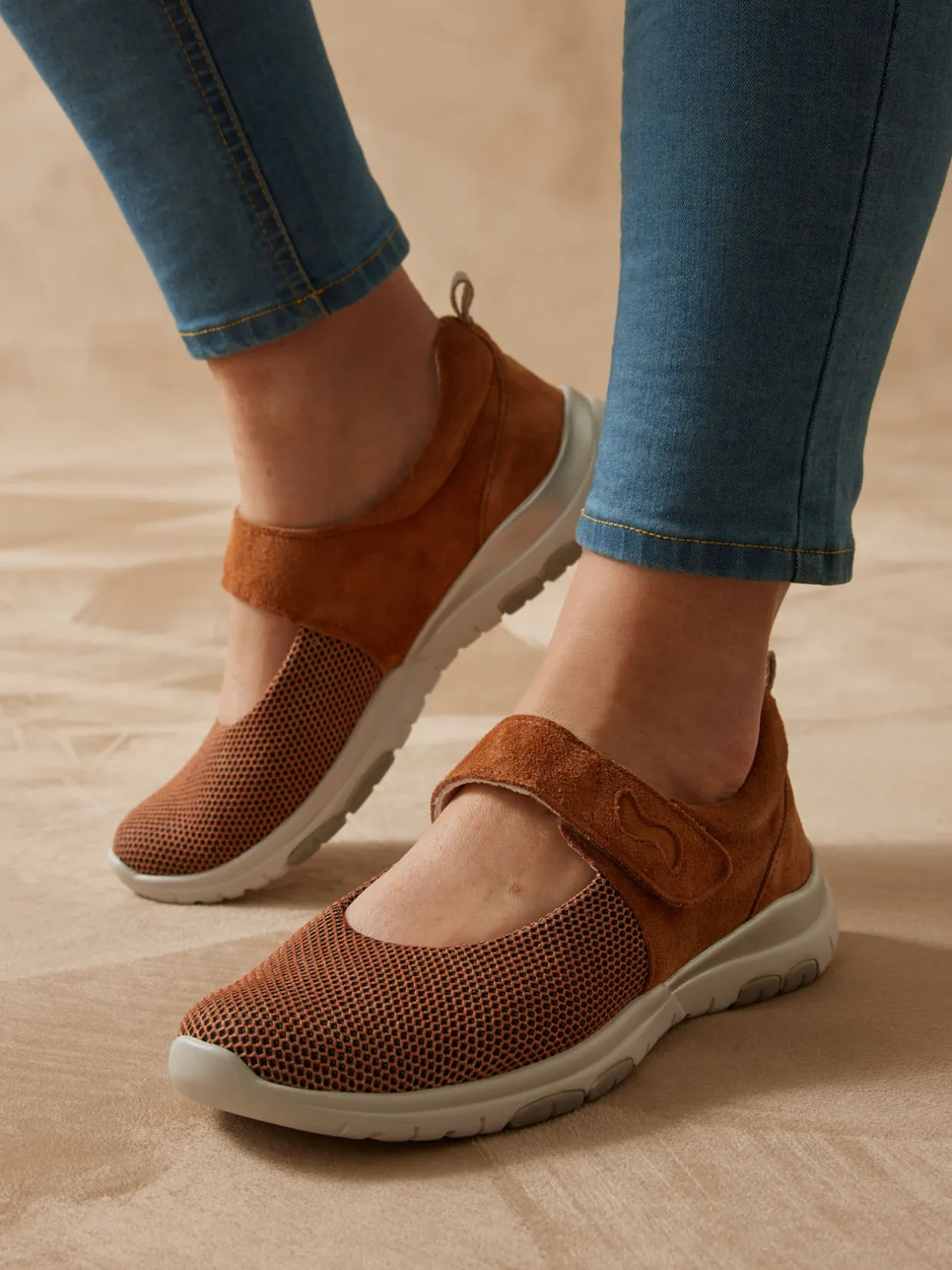 Femme Pédiconfort Babies spécial marche pieds sensibles