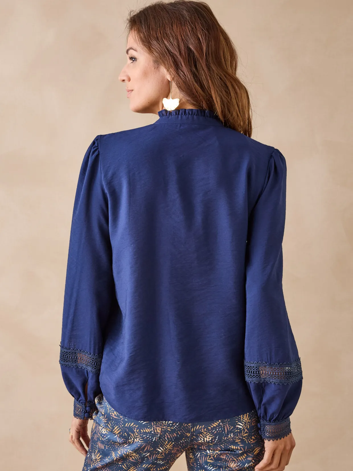 Femme Daxon Blouse col volanté