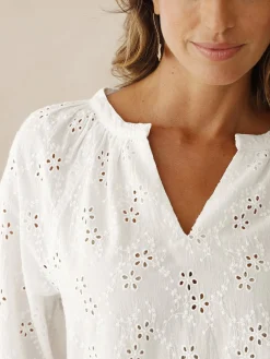 Femme Daxon Blouse en brooderie anglaise