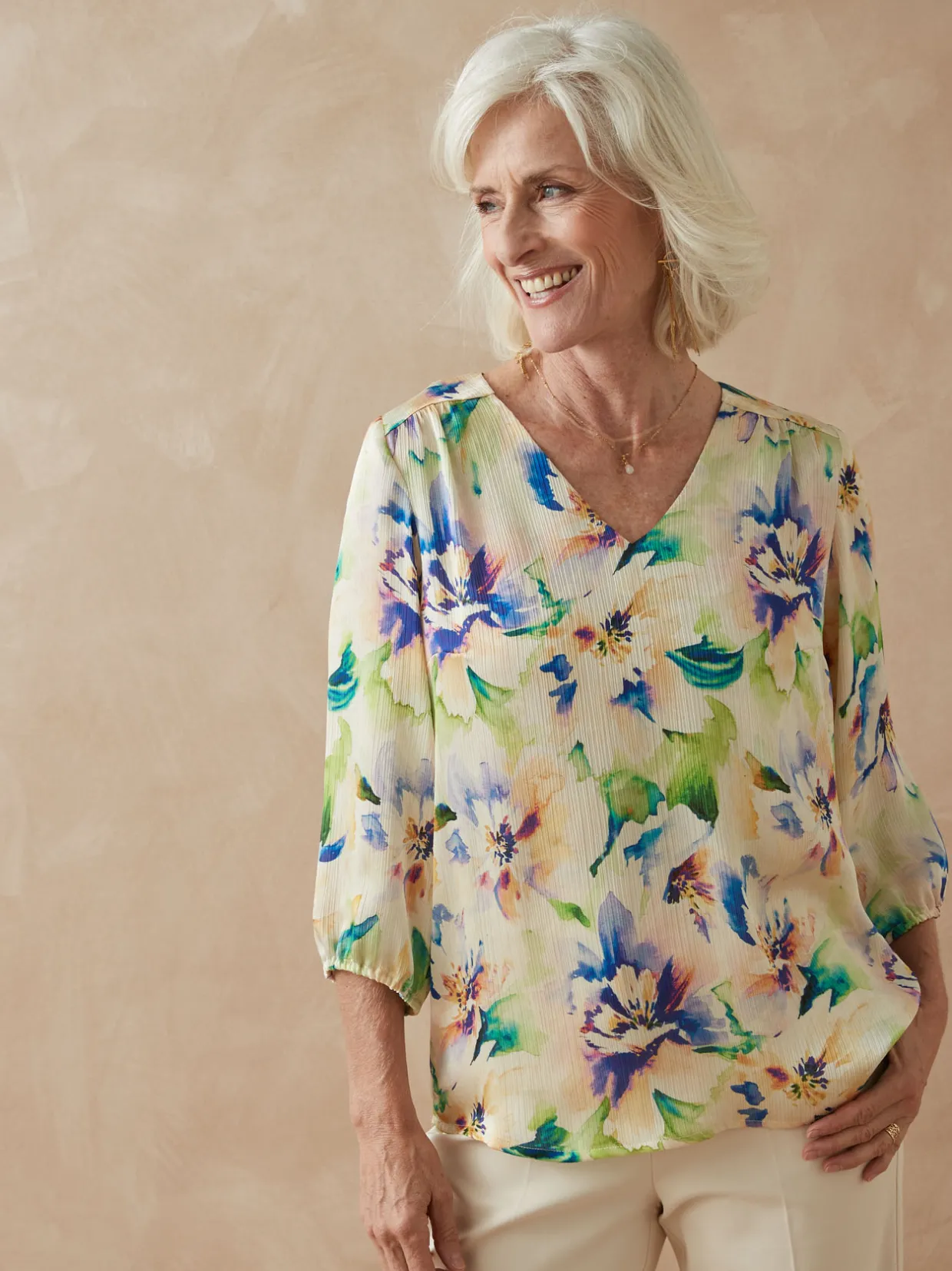 Femme Daxon Blouse encolure V