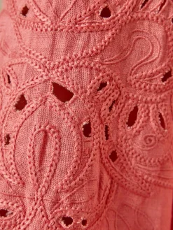 Femme Daxon Blouse manches brodées