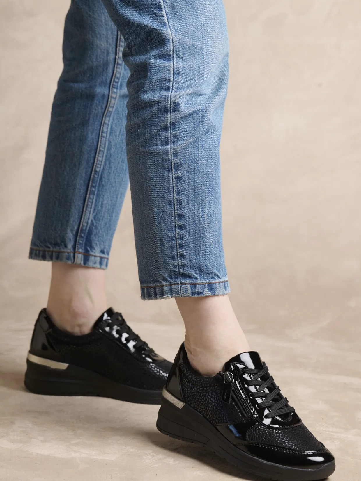 Femme Pédiconfort Derbies zip côté et lacets