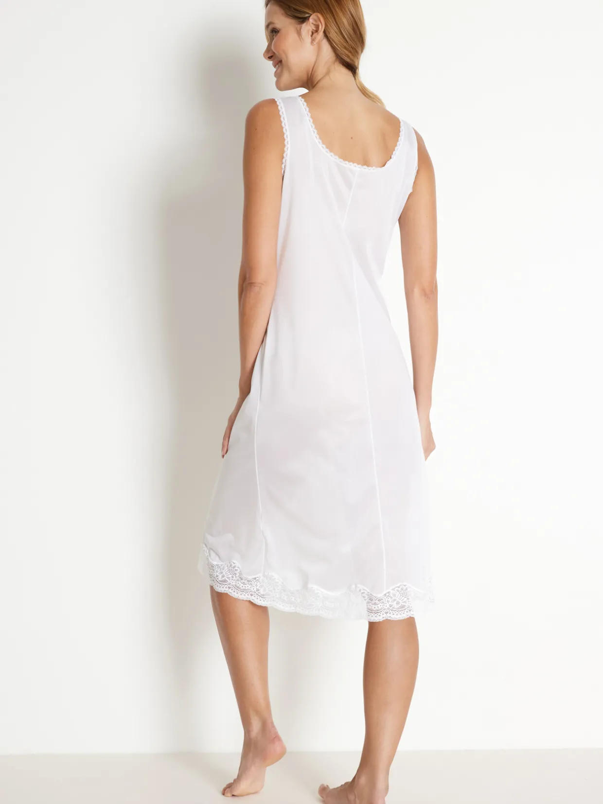 Daxon Fond de robe satiné longueur 105cm