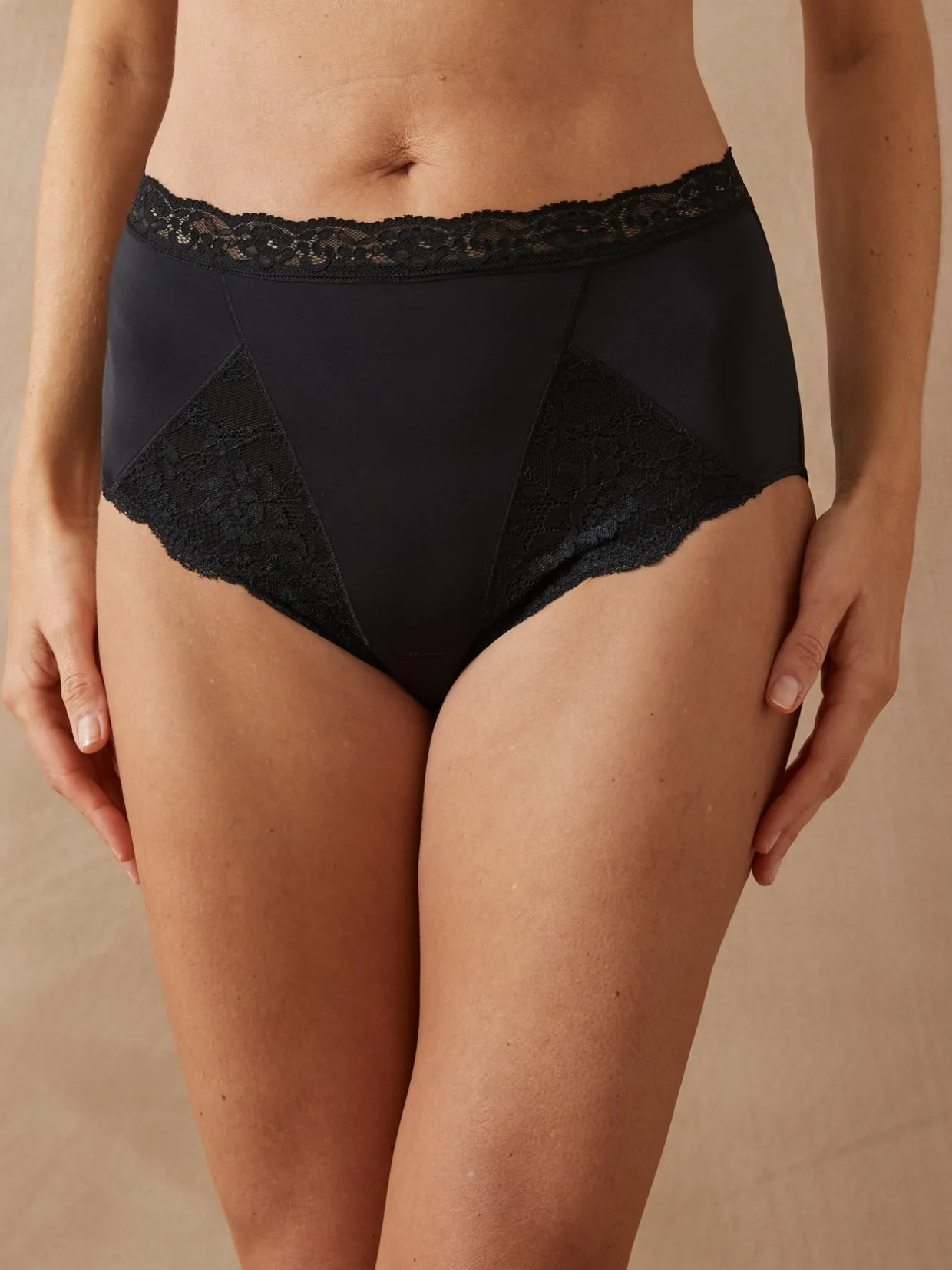 Daxon Lot 2 culottes gainantes avec dentelle