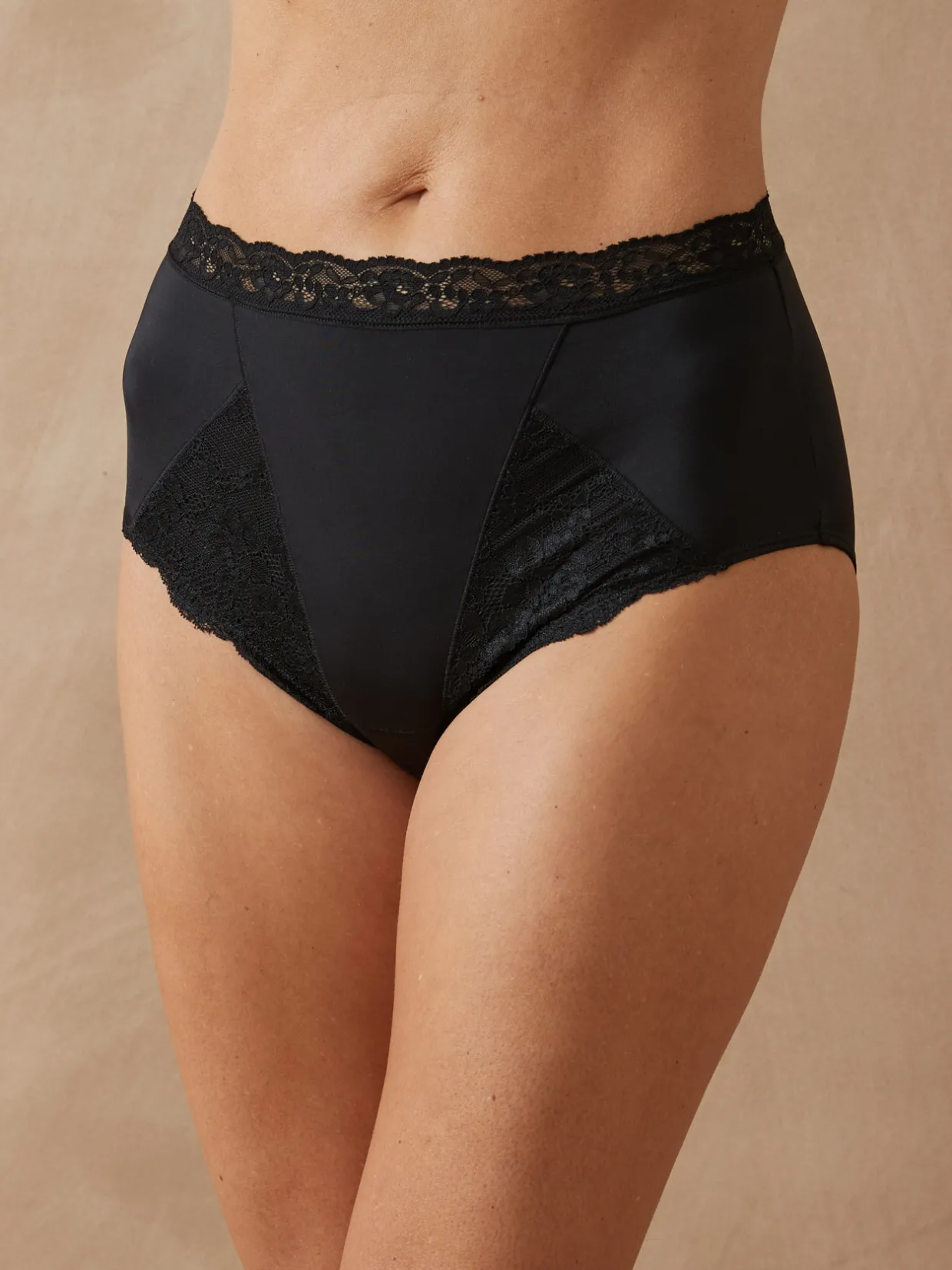 Daxon Lot 2 culottes gainantes avec dentelle