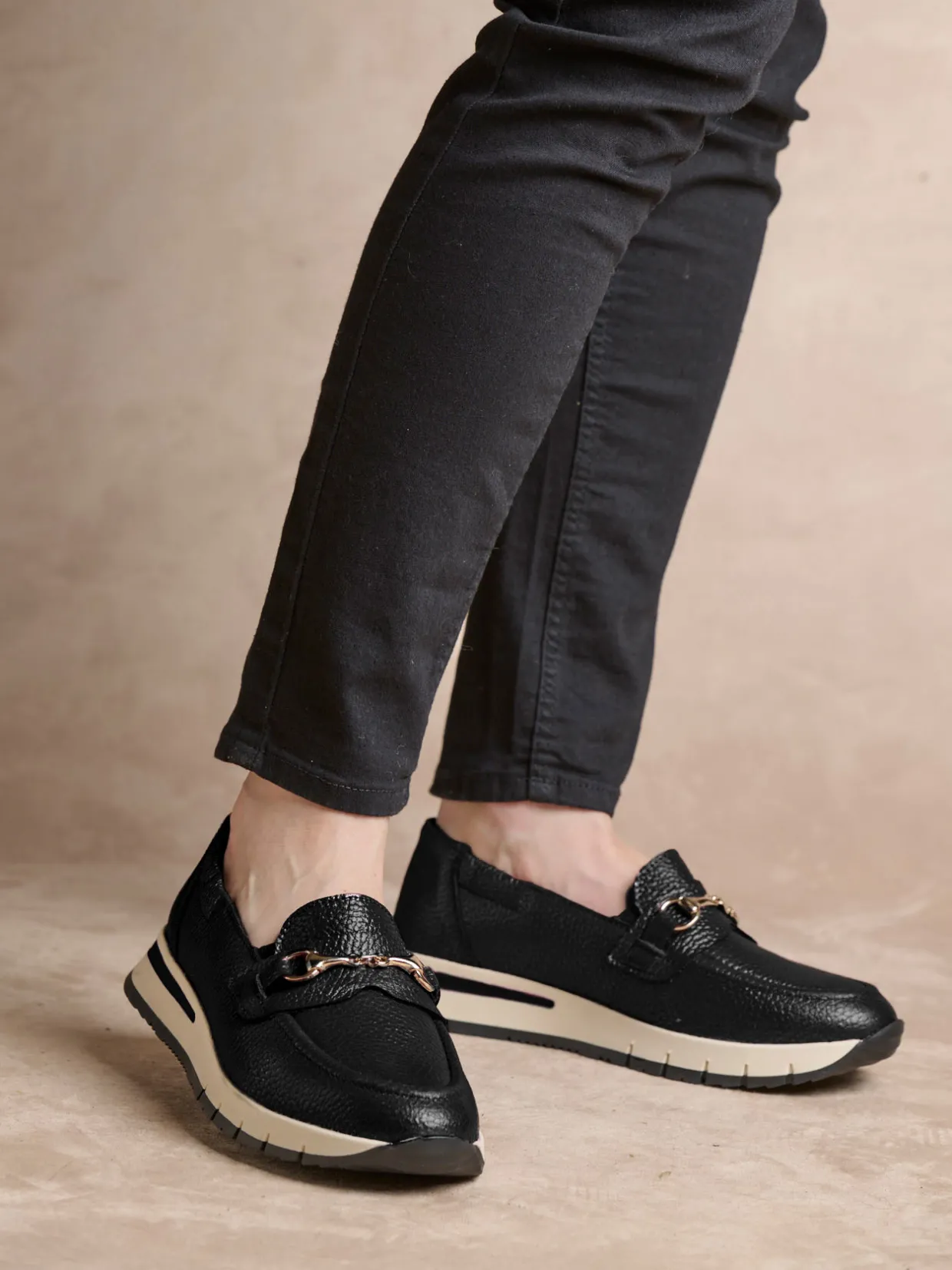 Femme Pédiconfort Mocassins compensées élastiqués côtés