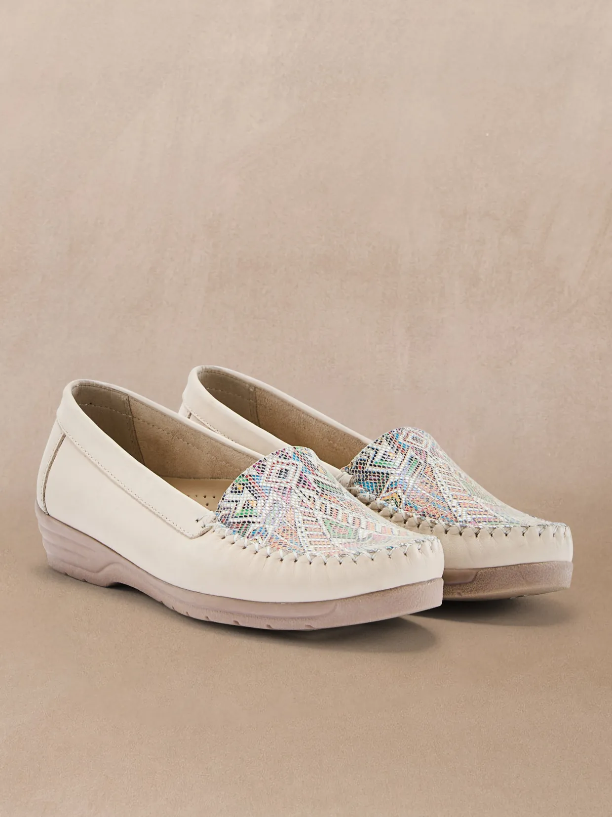 Femme Pédiconfort Mocassins ethniques grande largeur