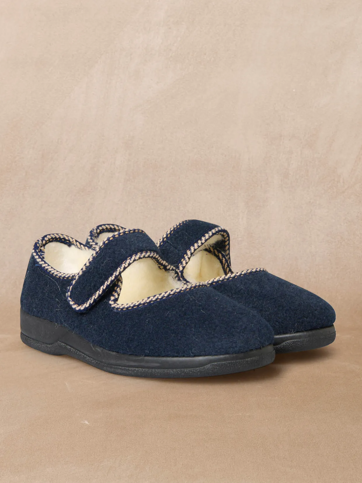 Femme Pédiconfort Pantoufles babies fourrées à scratch