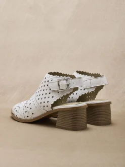 Femme Pédiconfort Sandales montantes cuir perforé