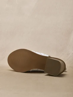 Femme Pédiconfort Sandales montantes cuir perforé