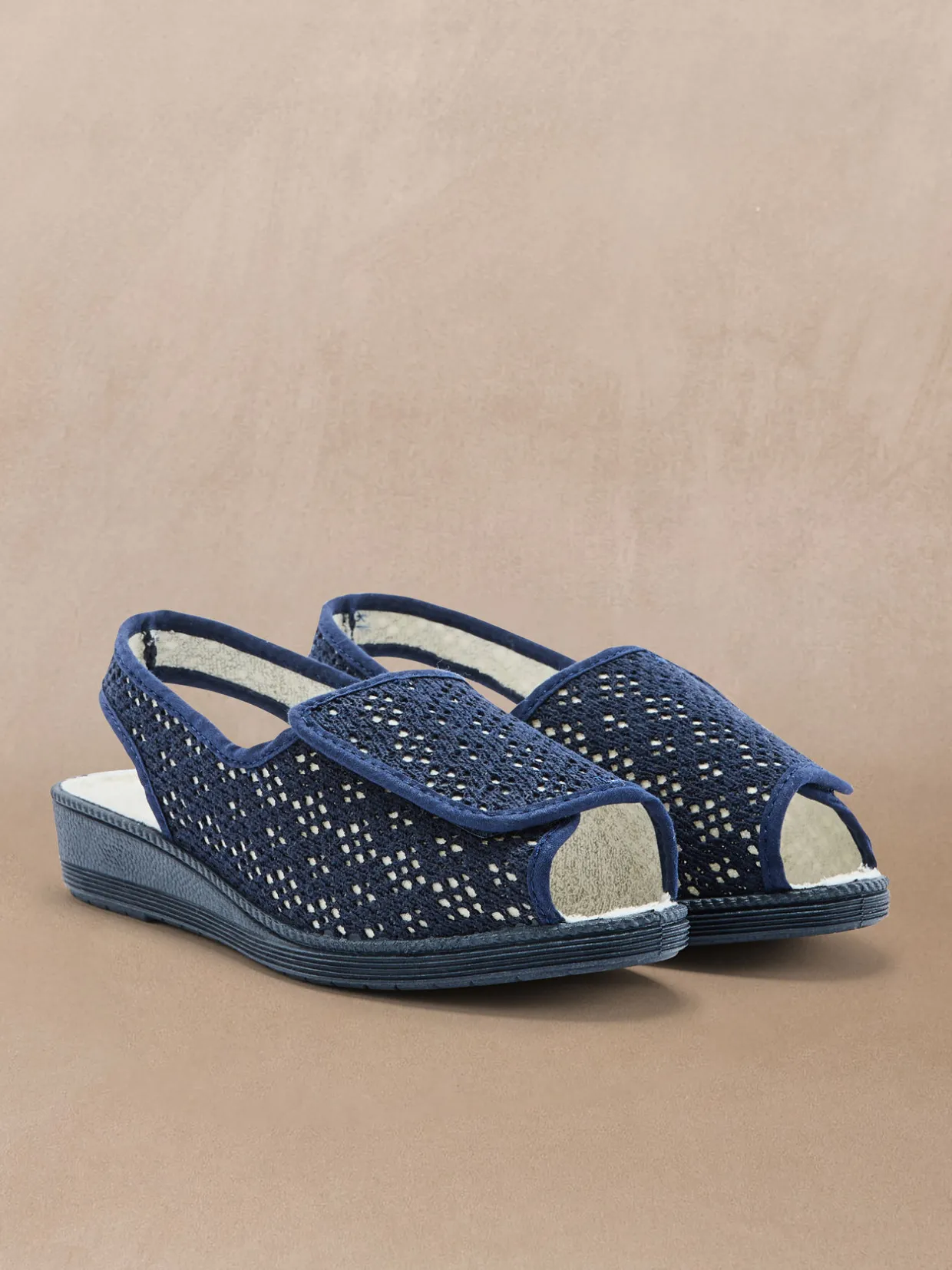 Femme Pédiconfort Sandales pantoufles ouverture totale