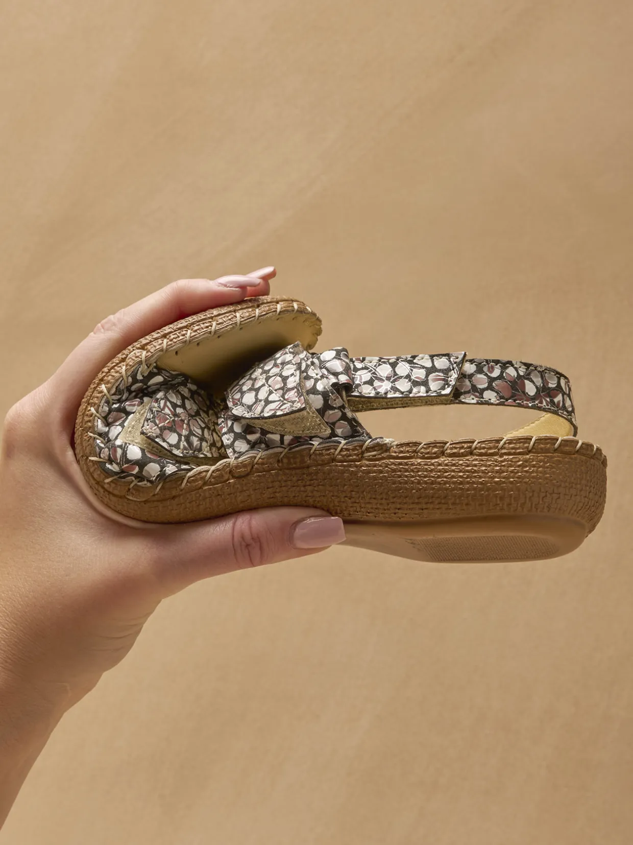 Femme Pédiconfort Sandales ultra souples en cuir