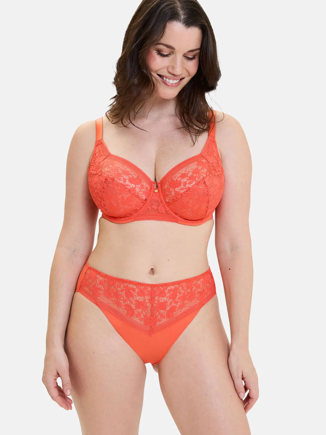 Sans Complexe Soutien-gorge emboitant armatures Suzie