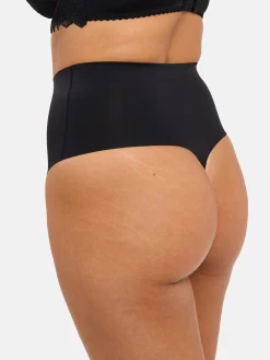 Sans Complexe String sculptant invisible Perfect Touch