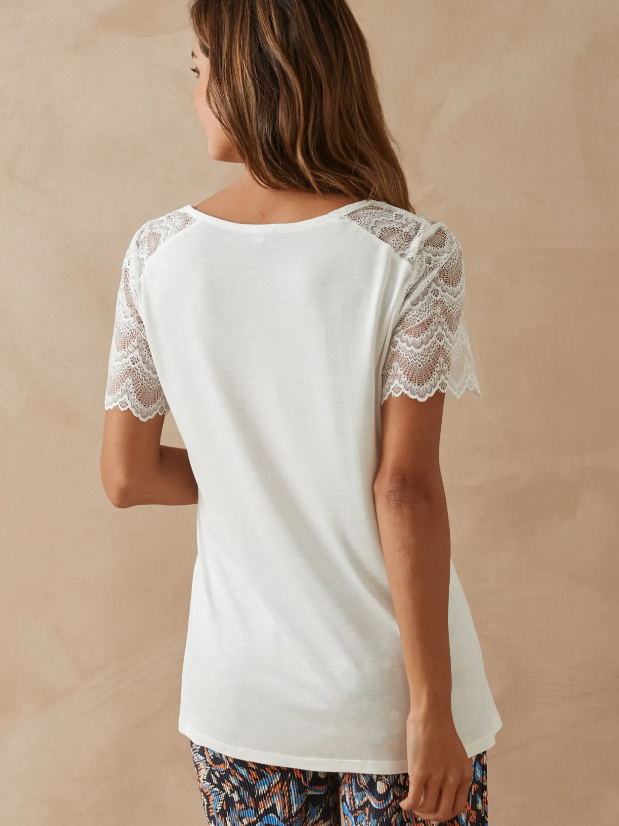 Femme Daxon Tee-shirt avec dentelle