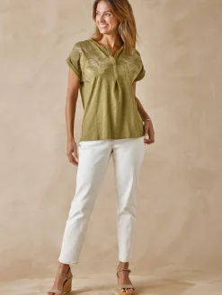 Femme Daxon Tee-shirt brodé encolure tunisienne