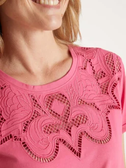 Femme Daxon Tee-shirt coton à broderies ajourées