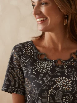 Femme Daxon Tee-shirt encolure fantaisie