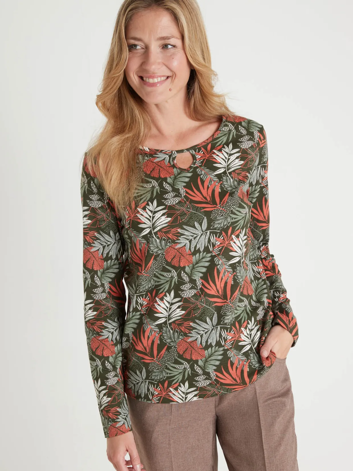 Femme Daxon Tee-shirt encolure fantaisie